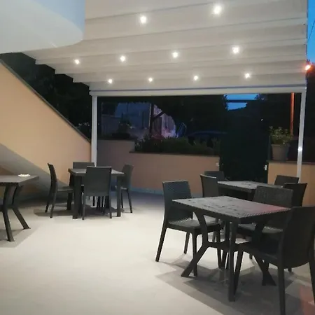 Oda ve Kahvaltı Stella Marina Palinuro