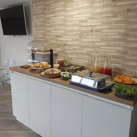 Stella Marina Oda ve Kahvaltı 3*